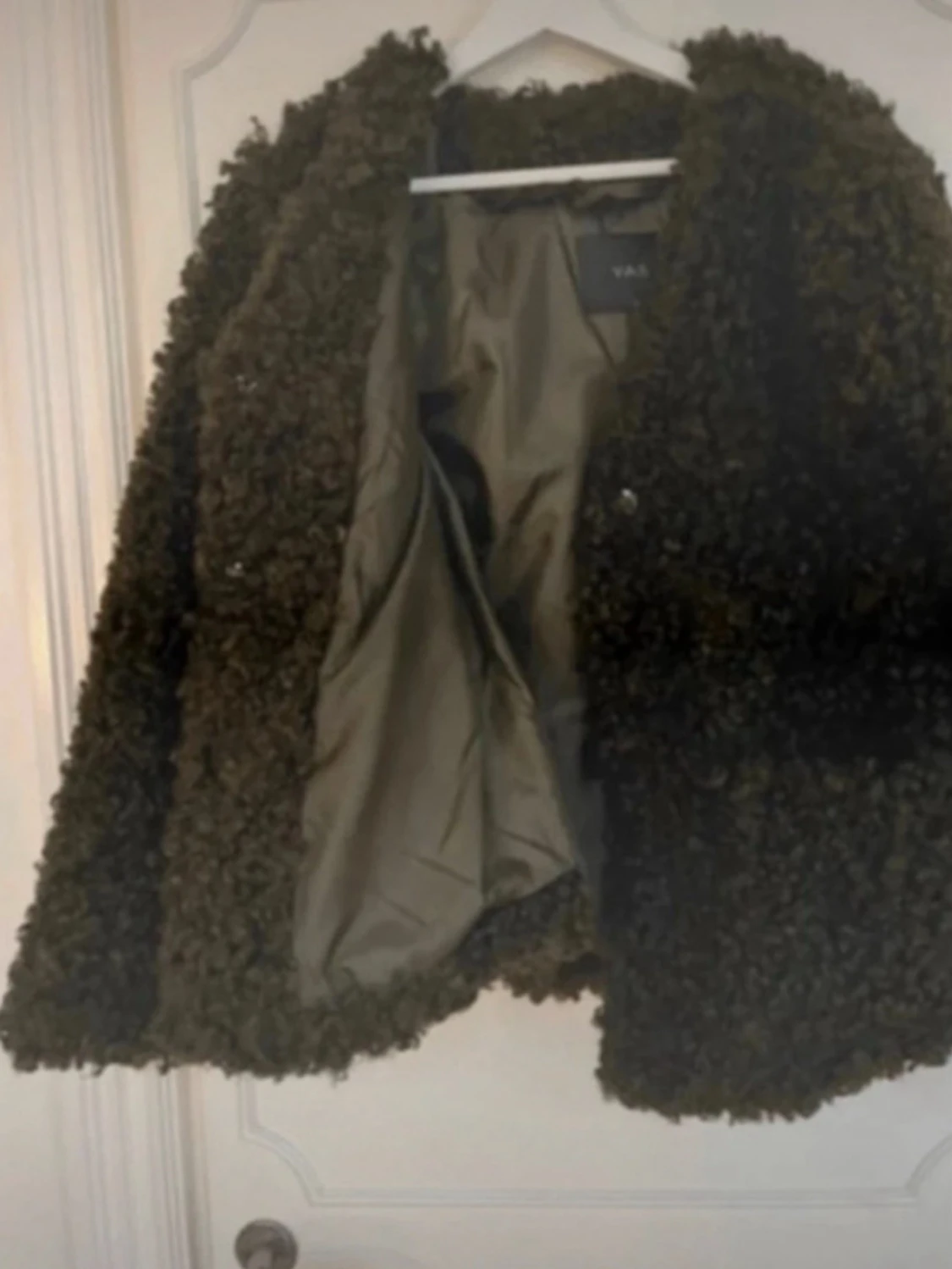 Mörkgrön pälsjacka från Y.A.S
