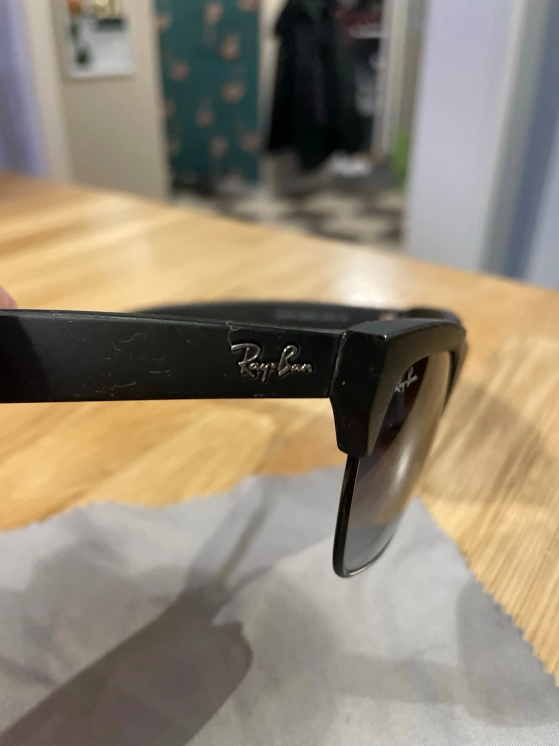 Svart Ray-Ban solglasögon med etui - 3