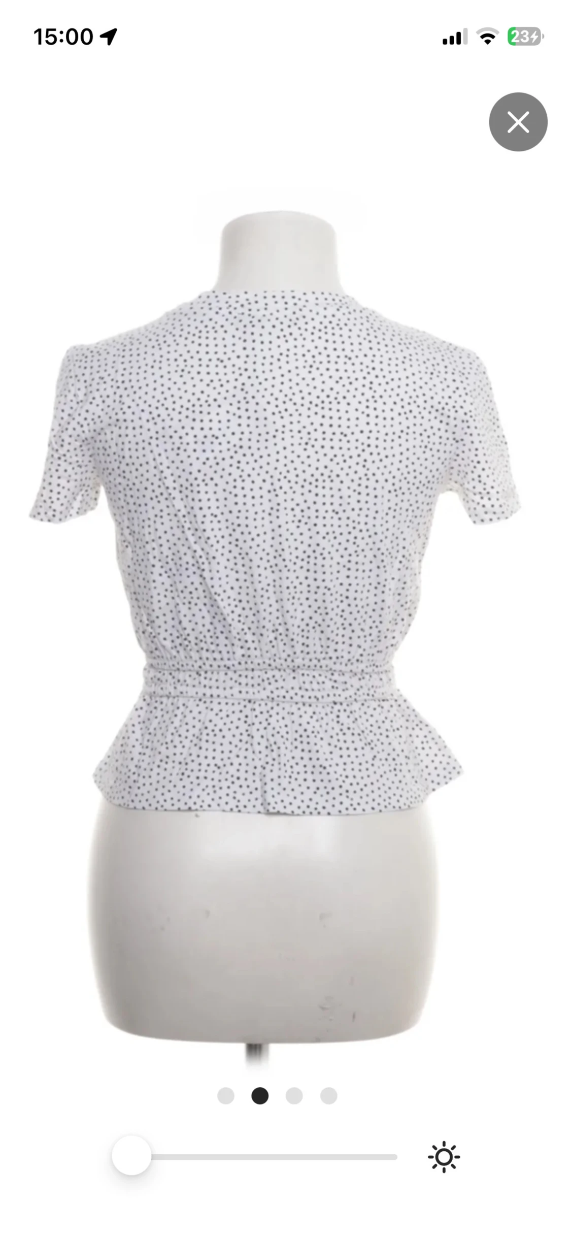 Vit prickig blus med snörning - 3