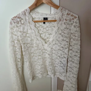 Fin vit spetstopp - Aldrig använd💓