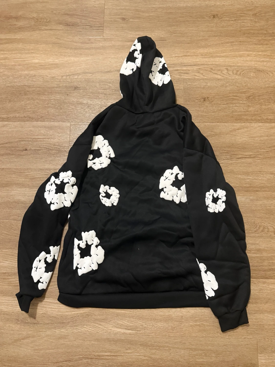 Svart hoodie med vita blommor Denim Tears - 1