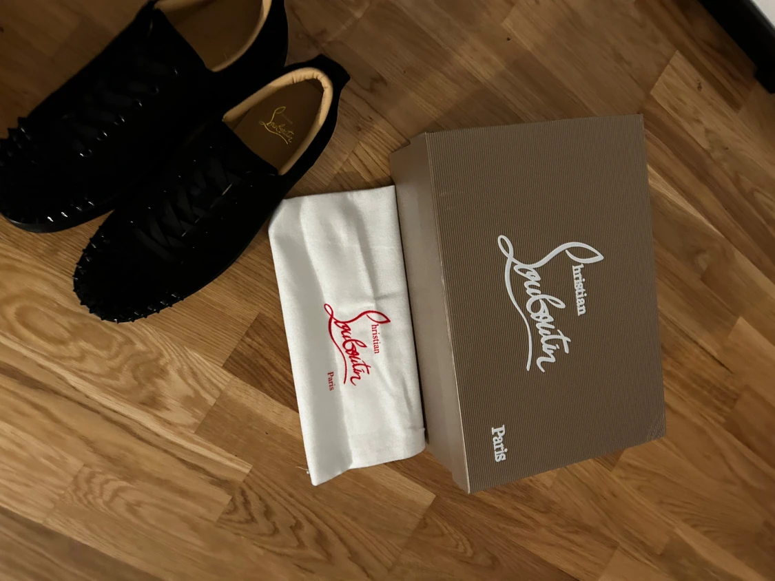 Christian Louboutin svarta sneakers - 2