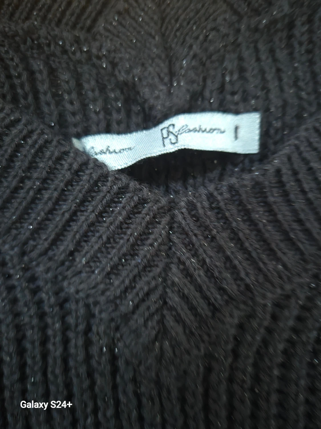 Svart stickad tröja från PS Fashion - 1