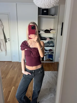 Fest topp  - Super fin fest topp perfekt under både sommar och höst, storlek xs💗