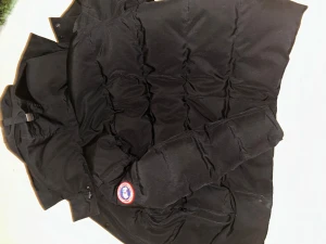 Wyndham canada goose - Helt oanvändt, det passar inte mig så jag behöver sälja vidare tyvärr vid snabbköp kan priset sänkas!