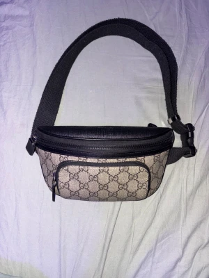 Gucci väska  - Nästan aldrig andvänd bara att skriva om du e intresserad 