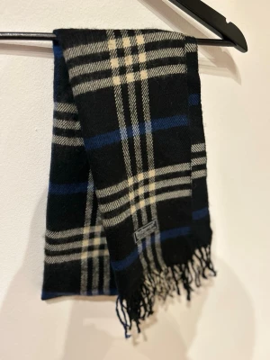 Burberry scarf - Till måns