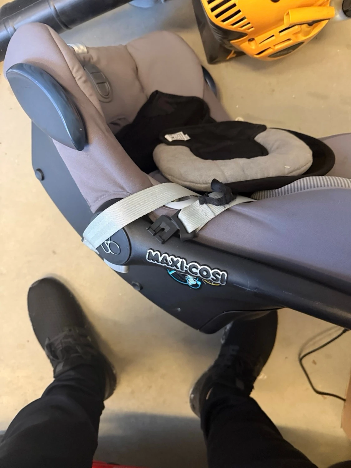 Babyskydd av märket Maxi:cosi - 3