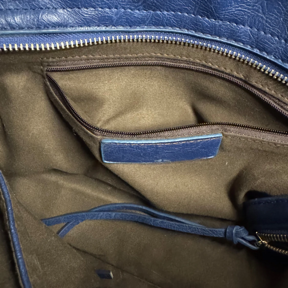 Mörkblå väska😍 - 3