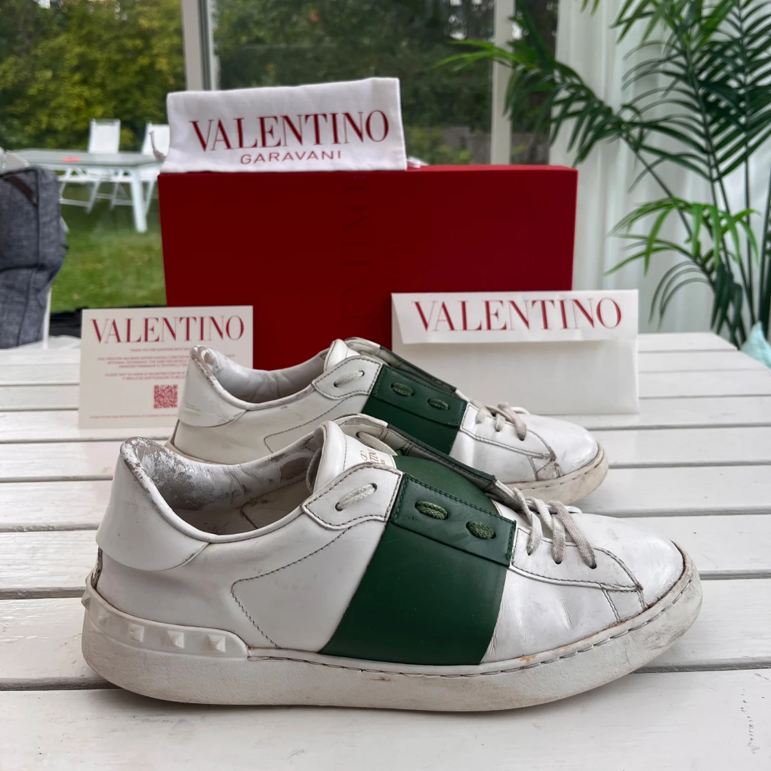 Valentino open