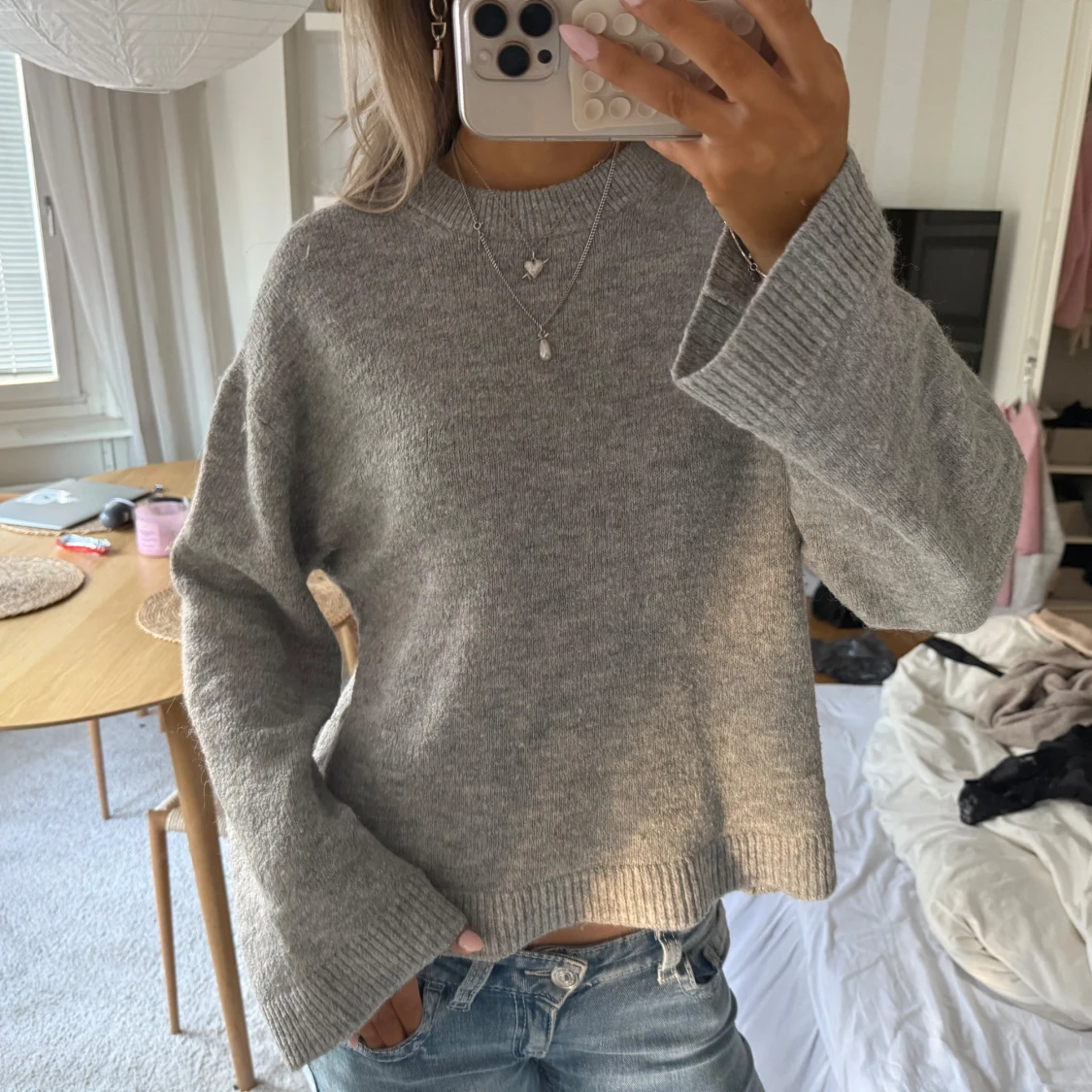 Grå stickad tröja från Gina Tricot alpacka ull  - 3