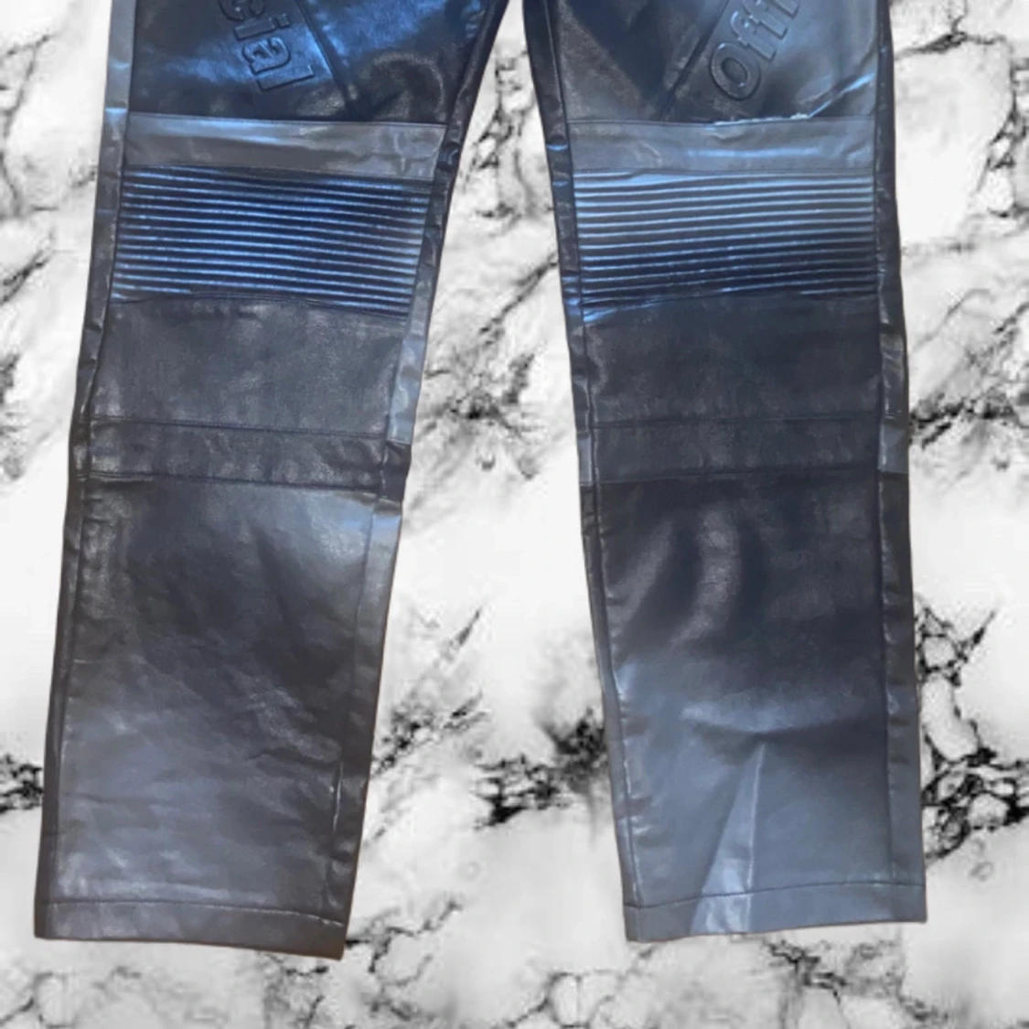 Svarta skinnbyxor med dragkedjor - 1