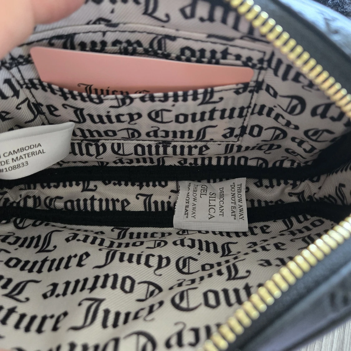 Svart axelväska Juicy Couture med kedja - 3