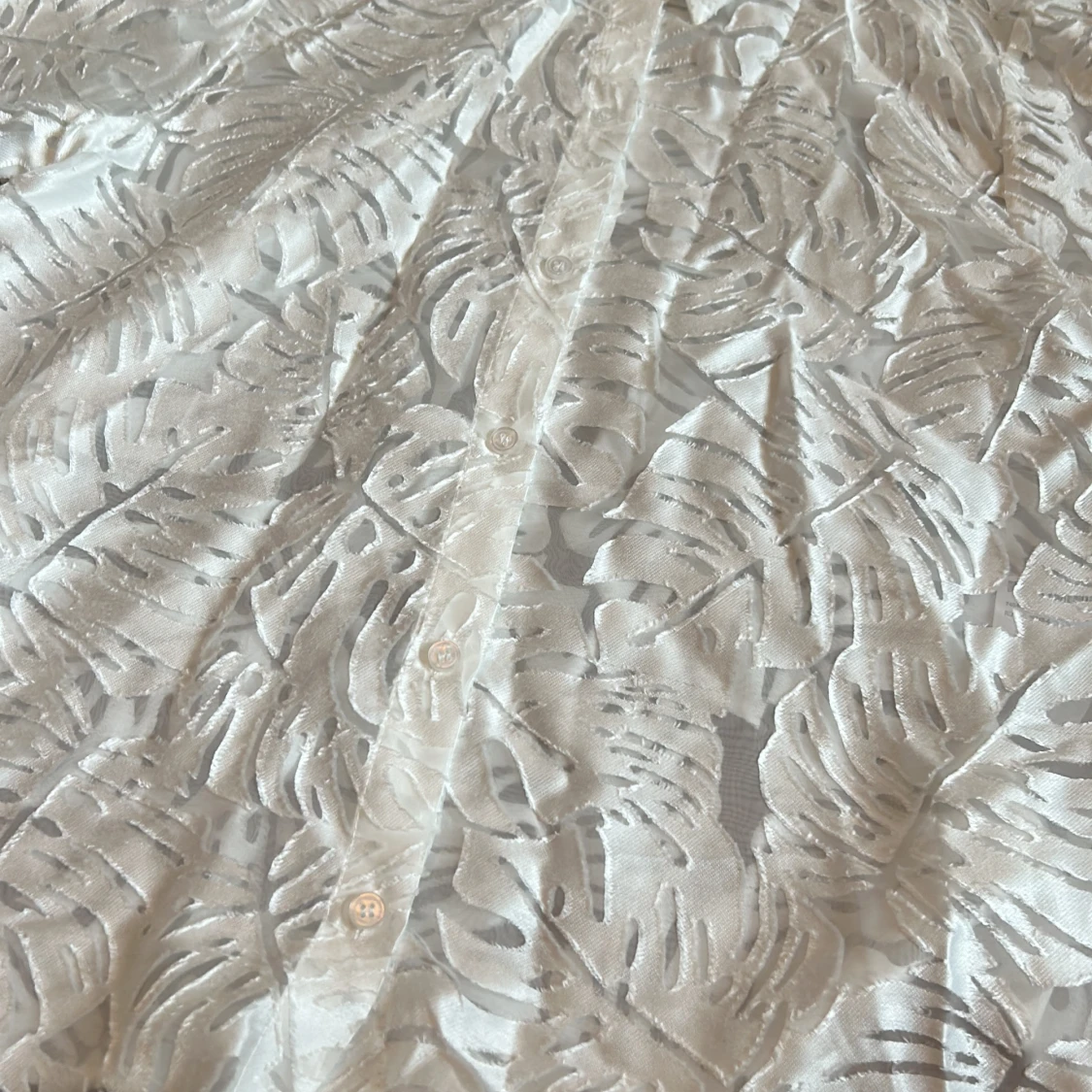 Vit mönstrad skjorta från Zara - 2