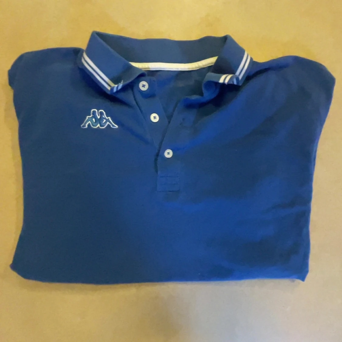 Blå pikétröja från Kappa - 1