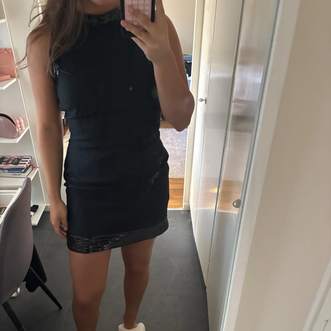 Svart miniklänning från Mango - 2