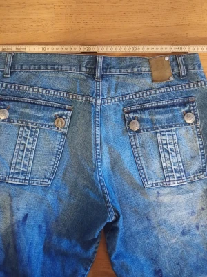 custom jeans  - custom o såhär jeans o sånt 
