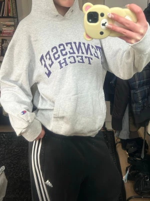 Champion hoodie - Champion hoodie i XL, ja e 178 cm🩷