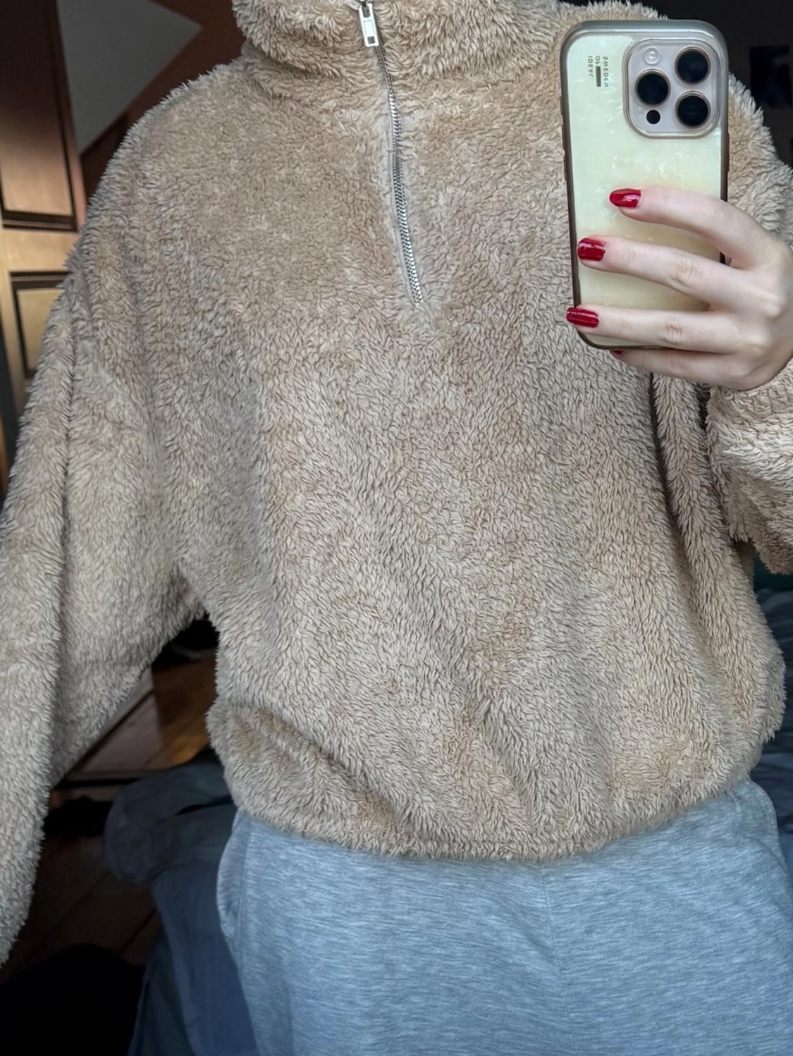 Beige teddyjacka med half zip