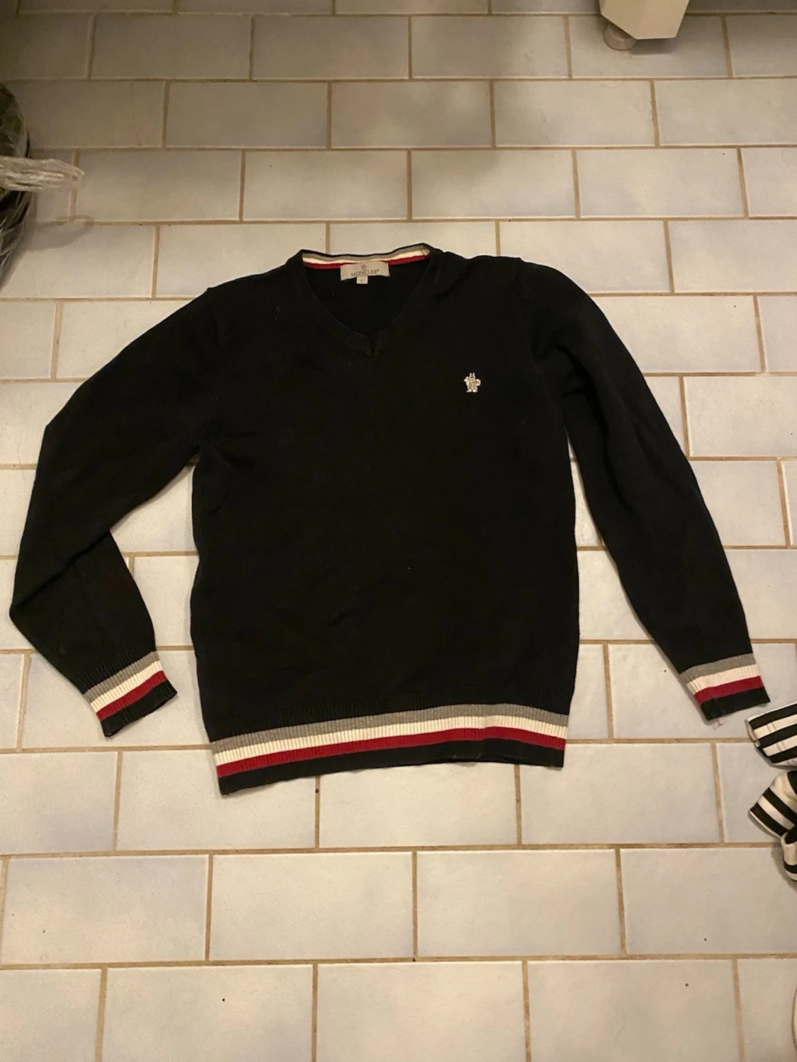 Svart Moncler tröja L - 1