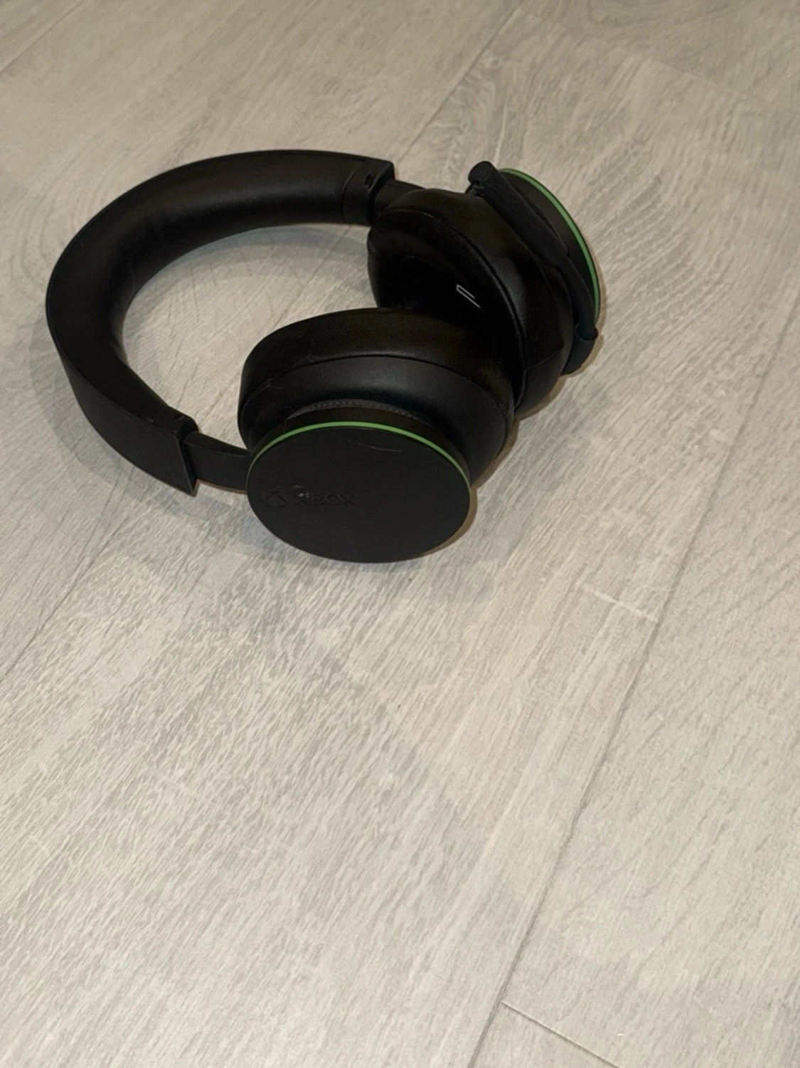 Svarta Xbox series x  trådlösa hörlurar