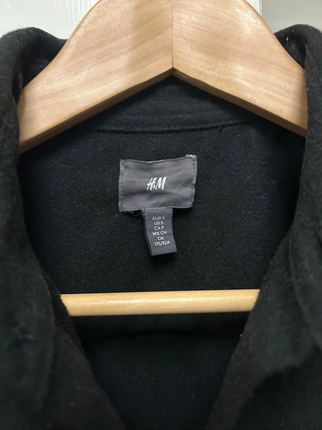 Svart overshirt från H&M - 1