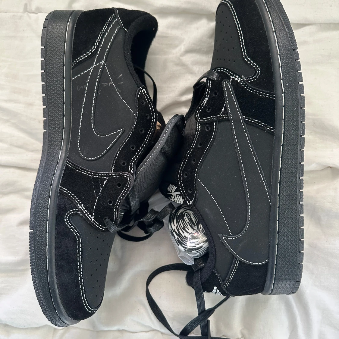 Nike Travis scott black phantoms 