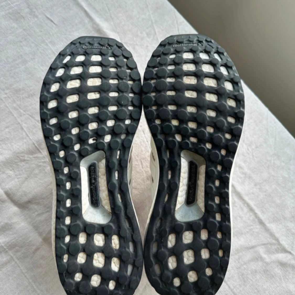 Adidas Ultraboost - 4