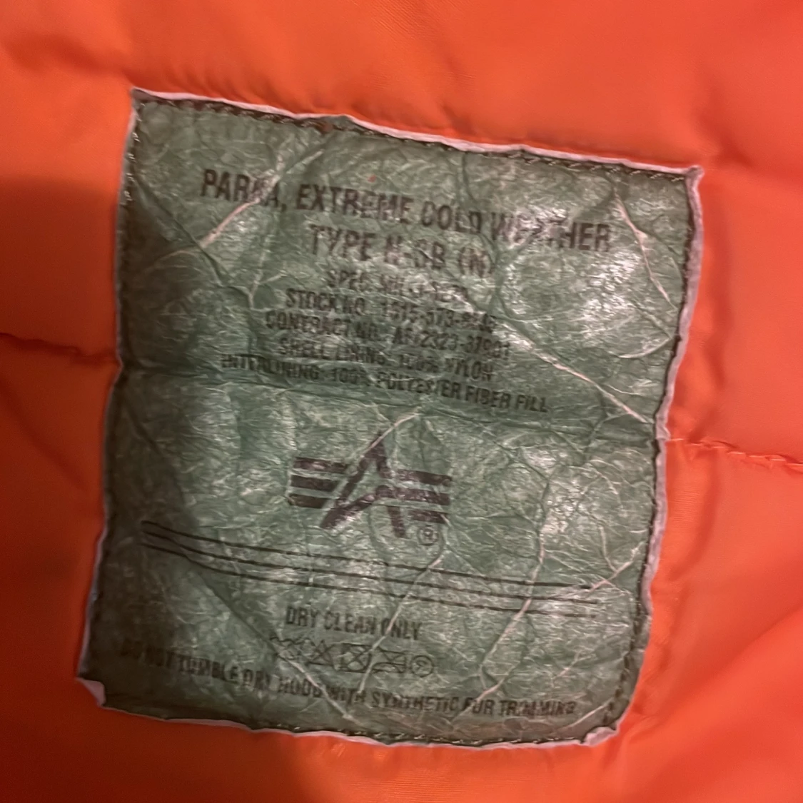 Svart parkas från Alpha Industries - 4