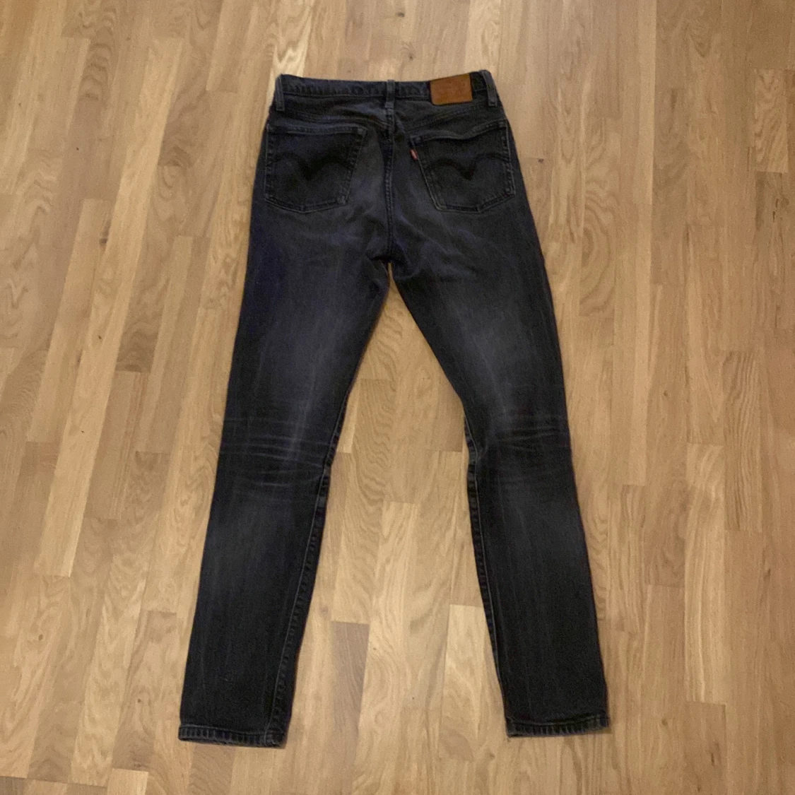 Levi's 511 svarta jeans - 1