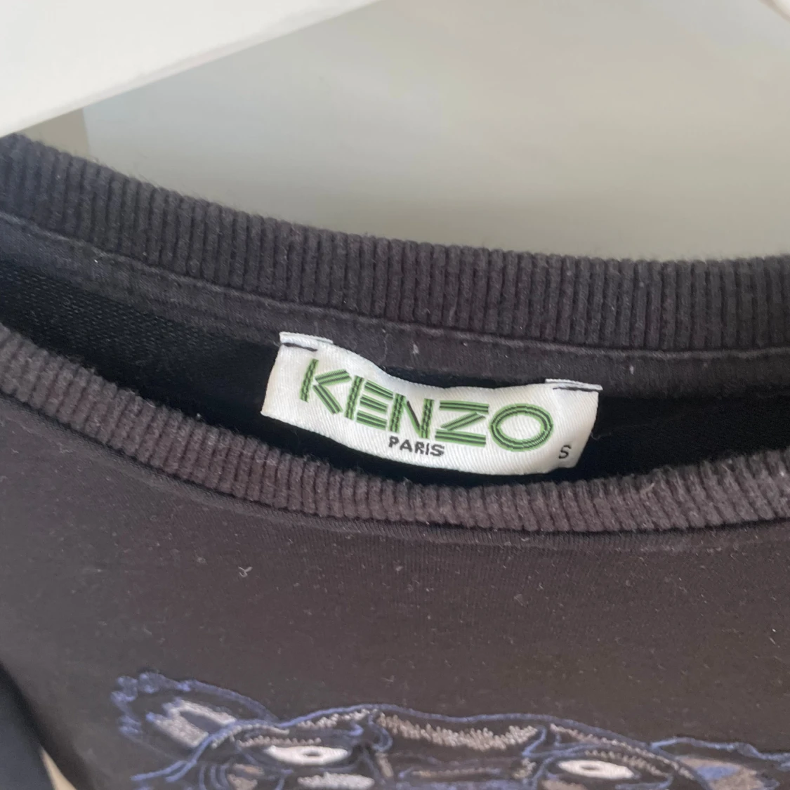 Svart Kenzo sweatshirt med tigertryck - 1