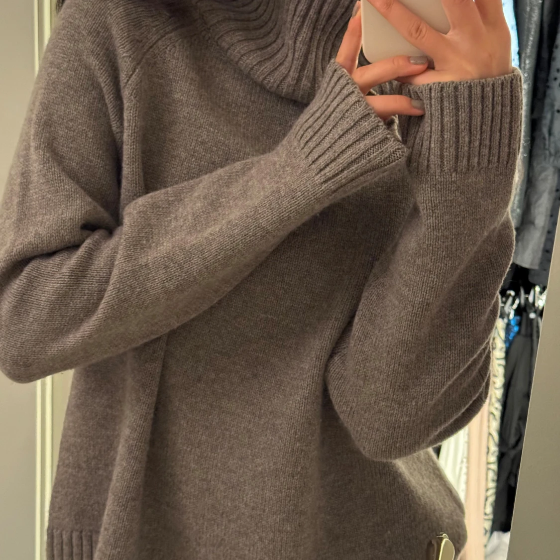 Brun polotröja från Wera - 1