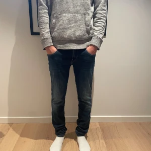 Replay anbass - Säljer ett par replay anbass i storlek W 30 L 32. Inga defekter. Hör av er vid frågor och funderingar!👍