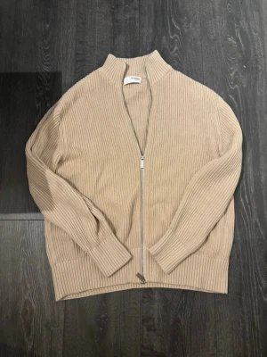 Ziptröja från selected homme - Ziptröja från selected homme, står storlek s men ja tycker den sitter mer som m