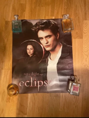 Twilight poster/affish - Höjd 50cm bredd 40cm. SKICKA GÄRNA PRISFÖRSLAG!!
