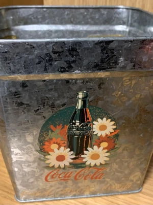 Coca Cola Kruka Plåt - Perfekt Skick, Orginal, Köpt i Usa