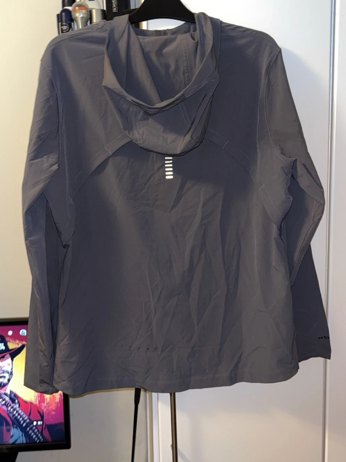 Grå vindjacka från Under Armour - 1