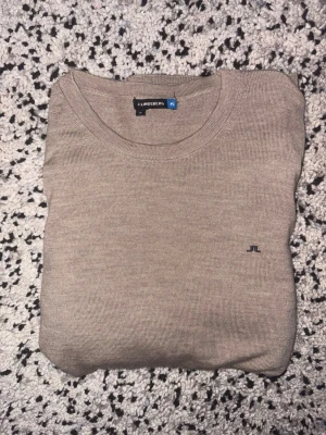 J Lindeberg tröja  - Nästan oanvänd sweatshirt/stickad tröja från J.Lindeberg