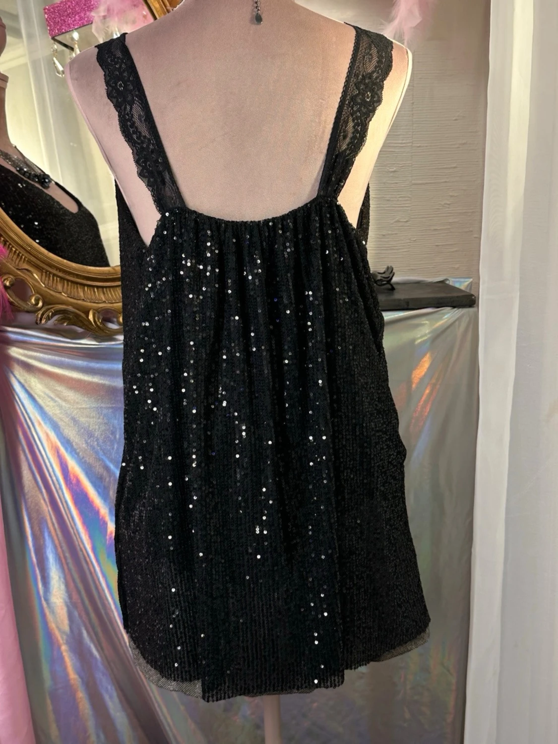 Glittrig svart paljett topp/ klänning med spetsband - 5