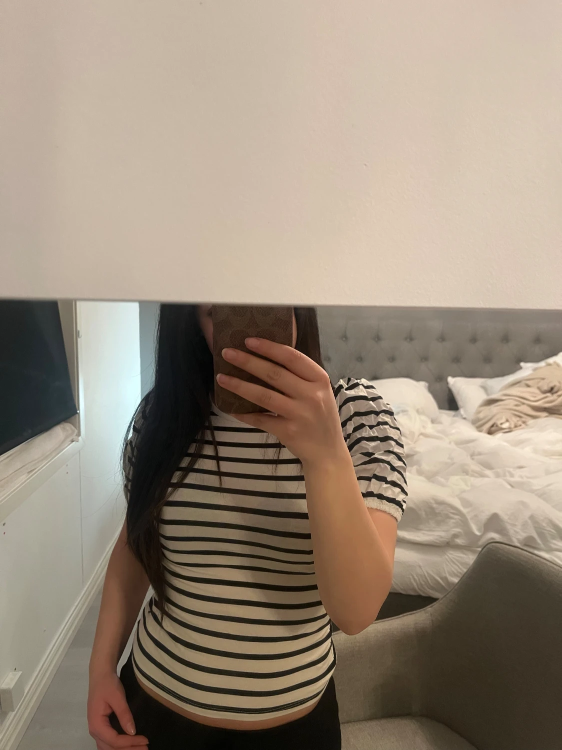 Randig vit och svart topp