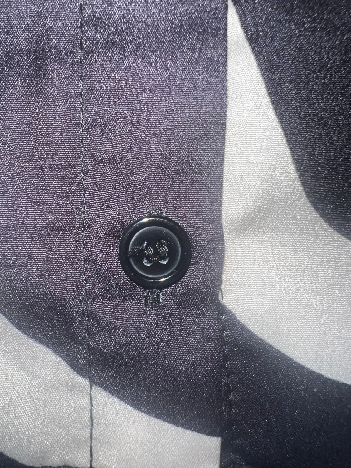 Svart skjortklänning med beige print - 4