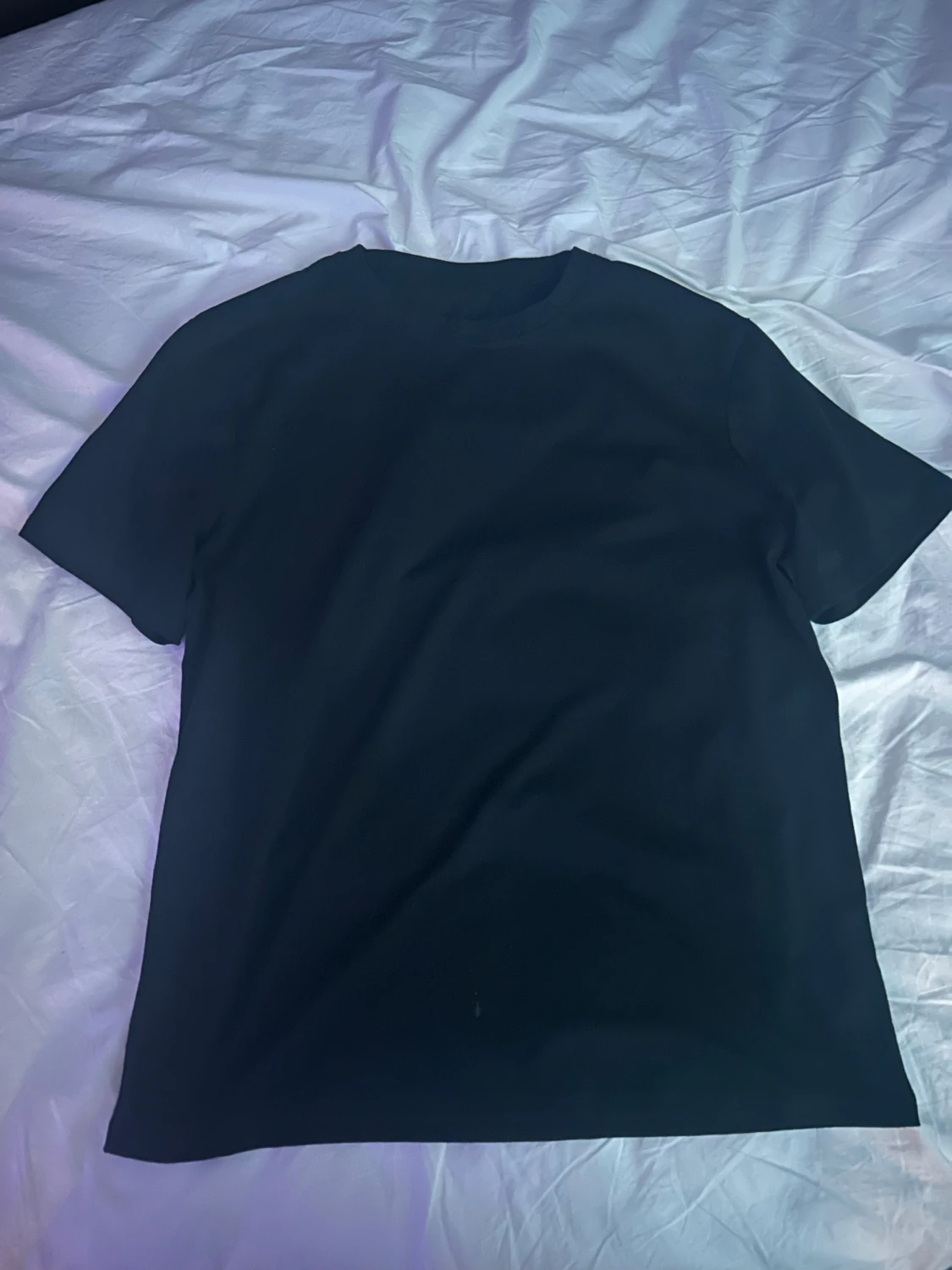 Svart t-shirt med biltryck - 1