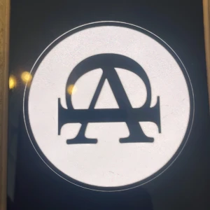 Adventskalender all cap one - Helt oöppnad julkalender för 2025 från all cap one. Ett paket för varje advent