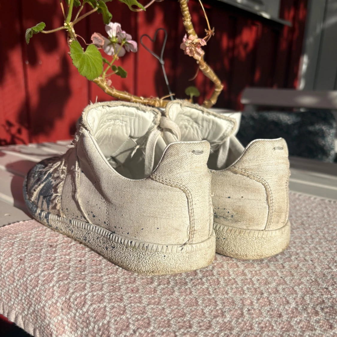 MAISON MARGIELA PAINT SPLATTER GATS - 2