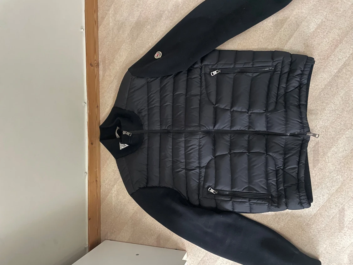 Svart cardigan från Moncler - 1