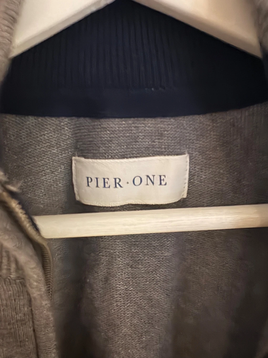 Grå fullzip/cardigan från Pier One - 2