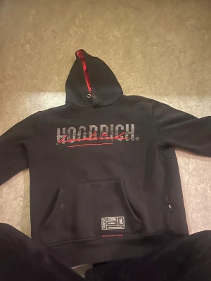 Hoodrich hoddie - Svart hoodrich hoddie storlek s funkar för båda män och kvinnor 