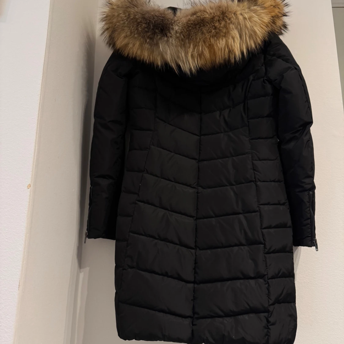 Svart dunjacka från Rockandblue - 3