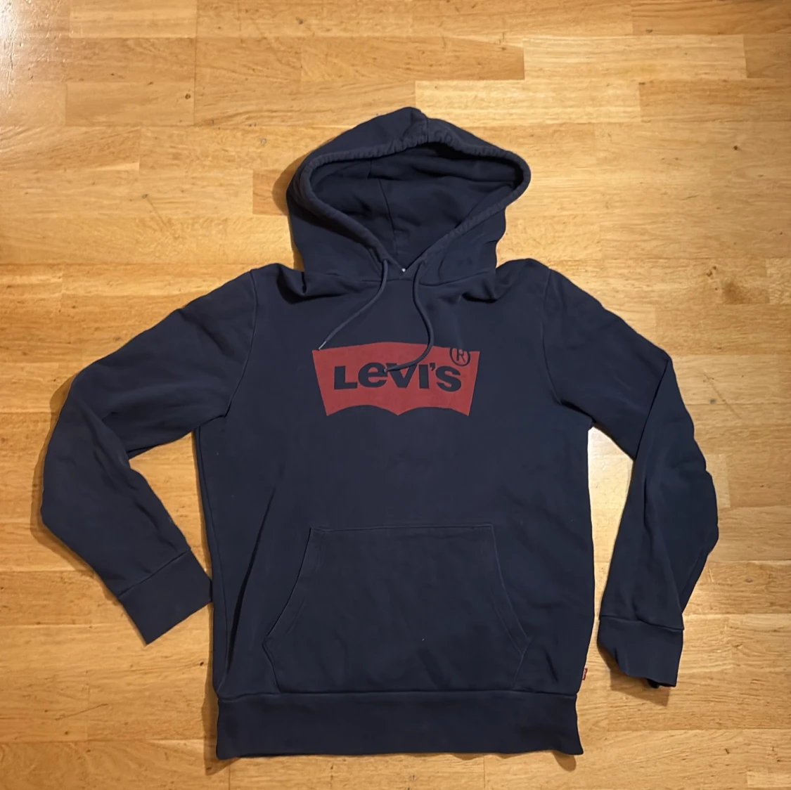 Levis hoodie - 1