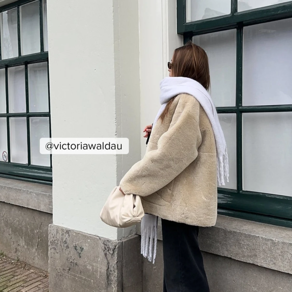 Beige teddyjacka från nakd - 2